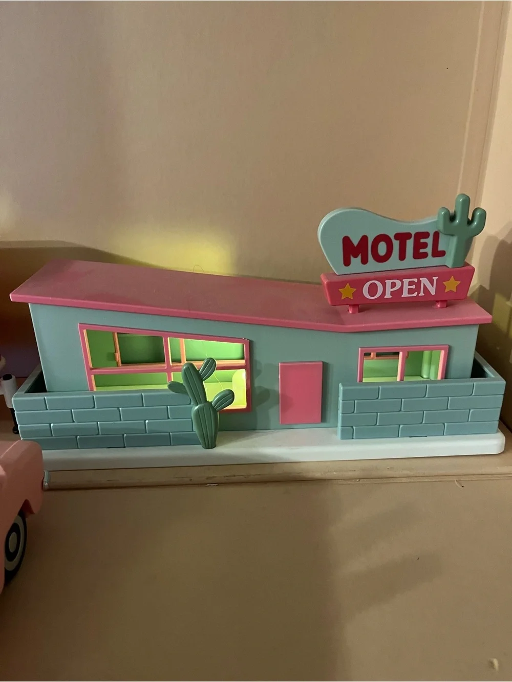 RETRO style set of 3 Pink /airstream -car/ motel / light up decoration 🌵🎀🎀